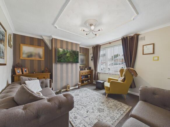 Cowper Drive, Herringthorpe photo 2