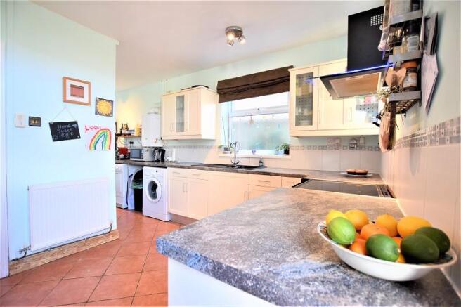 Kitchen / Breakfast Room