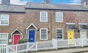 6, Amenbury Lane, Harpenden AL5 2BT