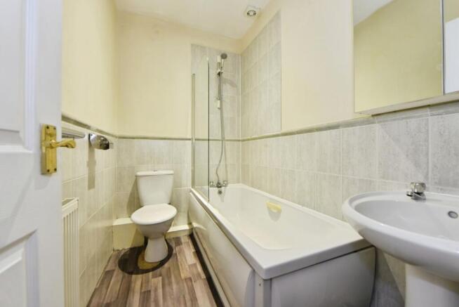 2 bed Town House for sale Image 7