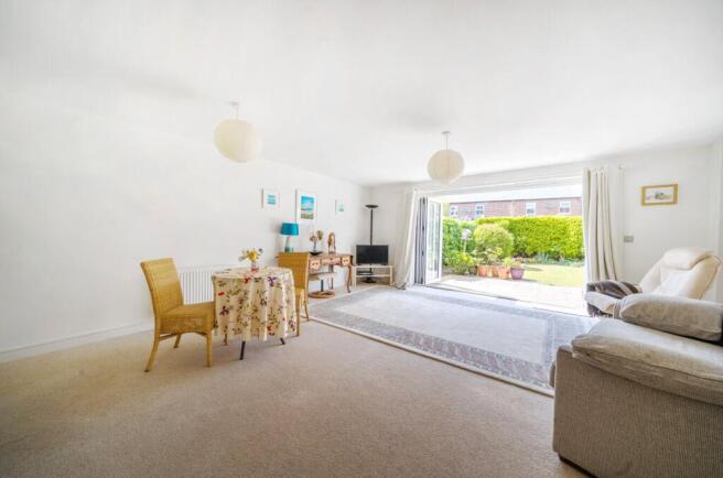 Sitting/Dining Room