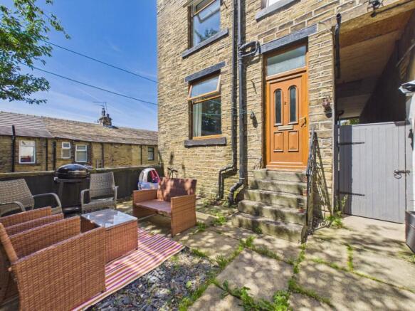 2 bed House for sale in bradford