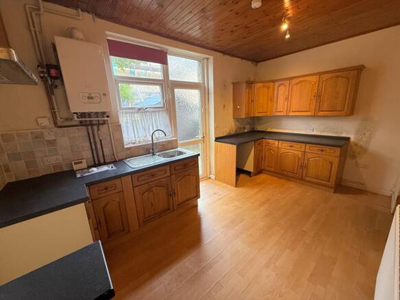 2 bed Terraced for sale Image 8