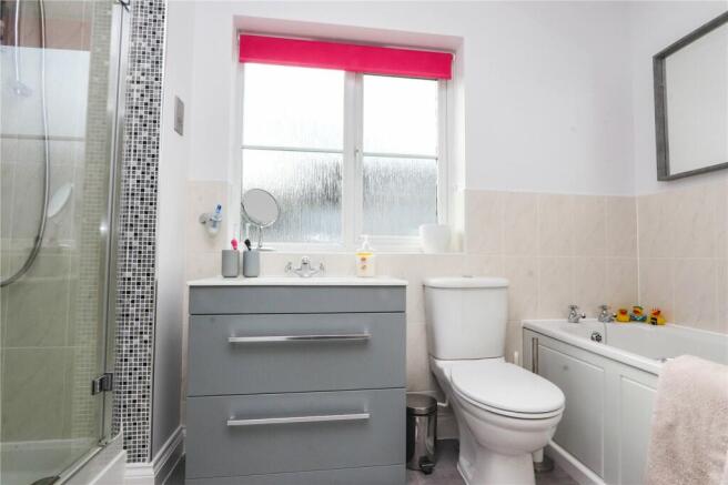 En-Suite Main