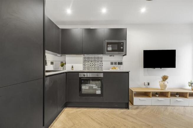 James_anderson-3__422_upper_richmond_road-sw14__8_