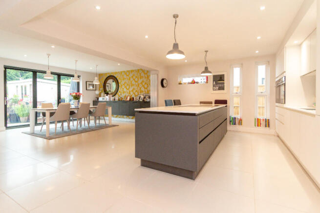 Dining Kitchen