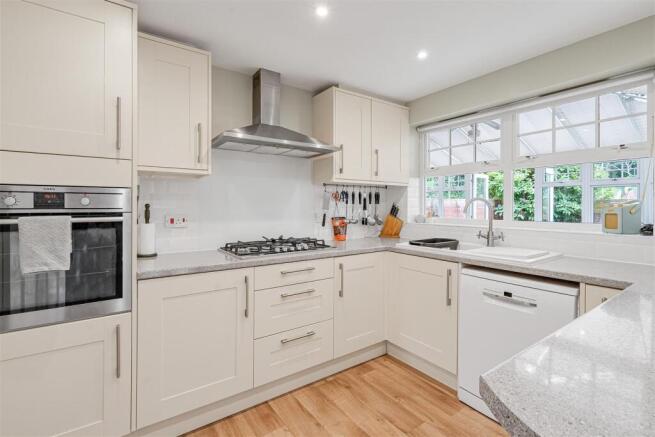 Kitchen.jpg