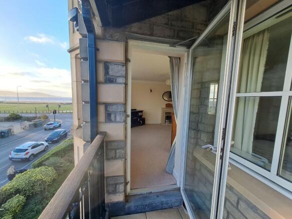 Flat 34