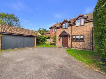 Timsbury Court, Oakwood