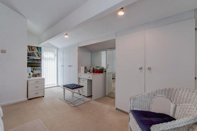 Master Bedroom - ...