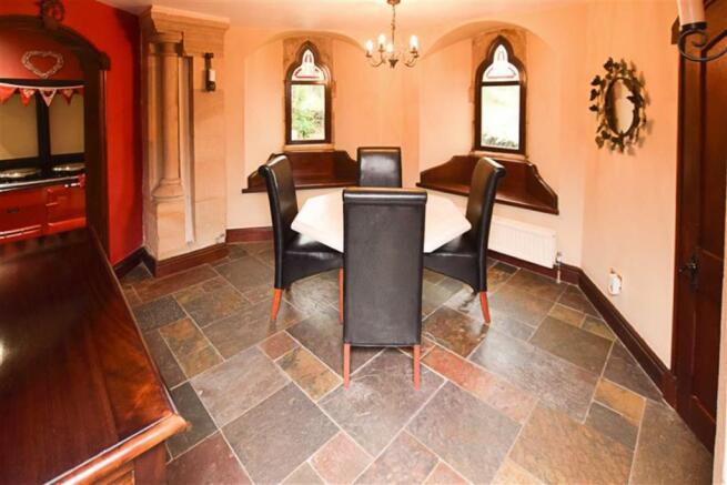 BREAKFAST ROOM