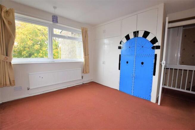 BEDROOM 2