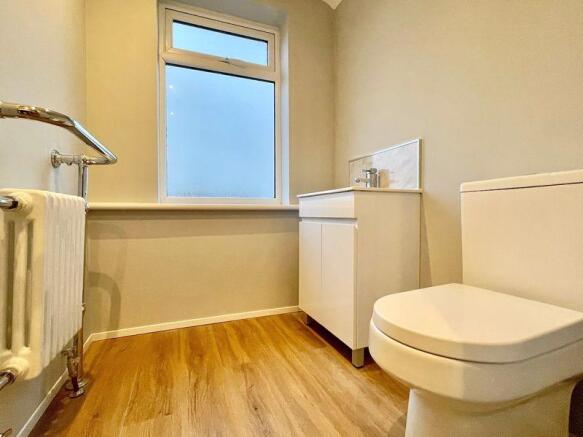 En-Suite Showe...