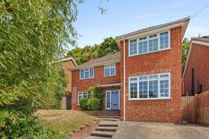 35, Friars Gardens, High Wycombe HP14 4LT