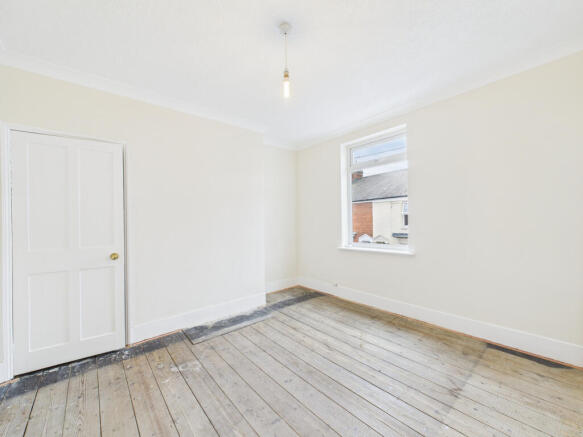 2 bed Terraced for sale Image 10