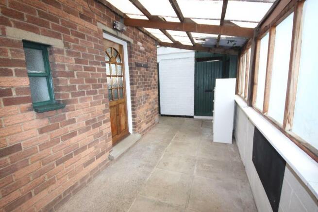 Garden room resized.jpg