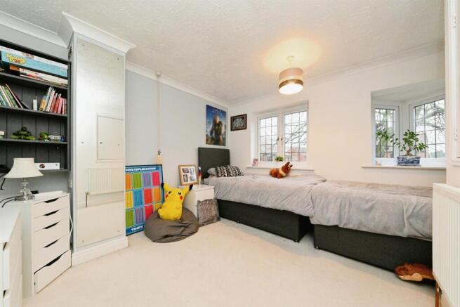 Photo 10