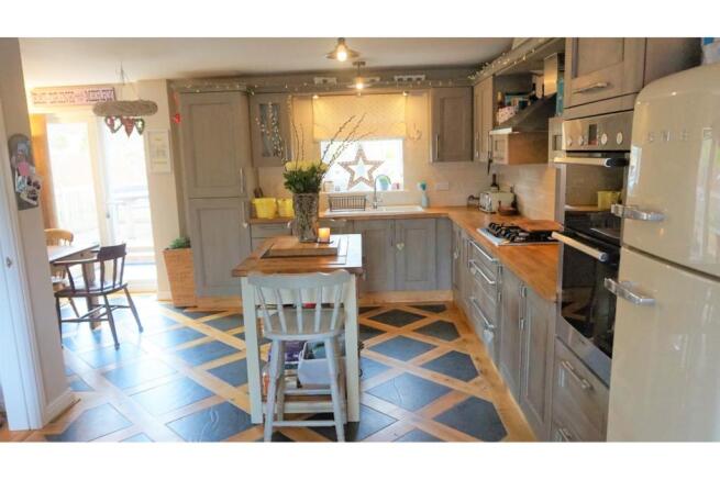 Kitchen/Family Room