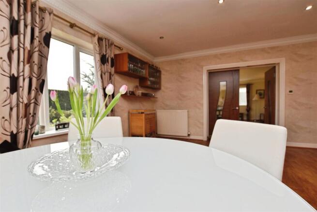 5 bed Detached Bungalow for sale Image 9