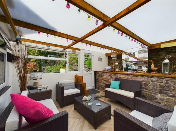 Sunroom.jpg
