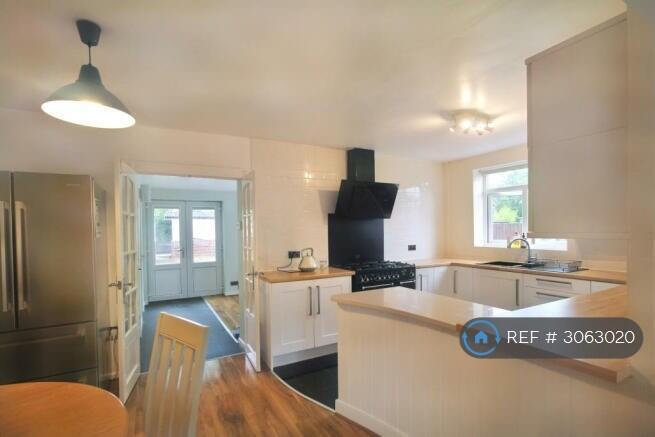 Decent Sized Open Kitchen