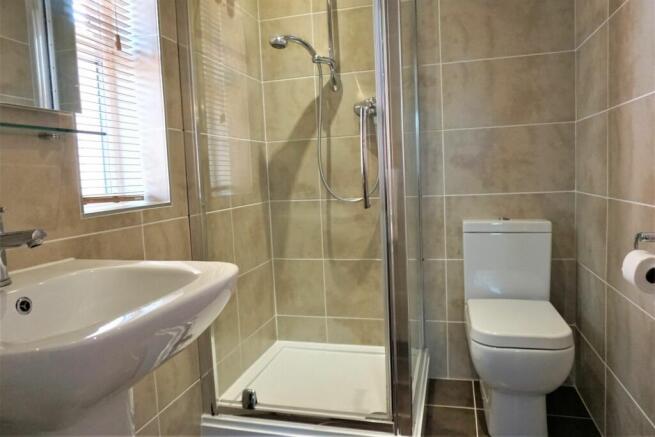 Master En-suite