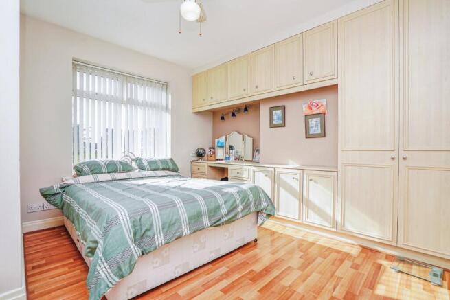 3 bed Semi-Detached for sale Image 11
