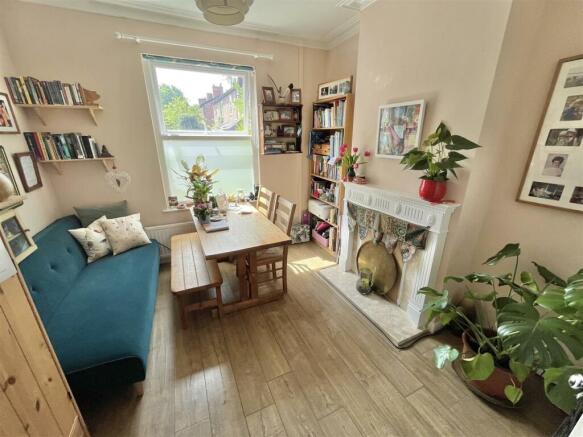 Dining Room.jpg
