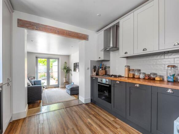 Kitchen.jpg