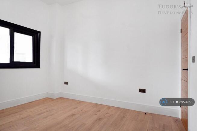 1 bed Flat to rent Image 6
