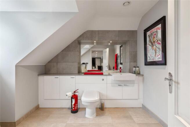 Games Room Bathroom