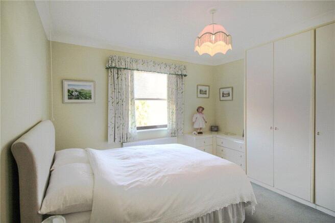 2 bed Apartment for sale Image 7