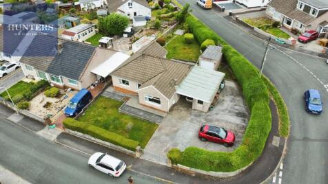 Red Roofs Close, Pencoed, Bridgend