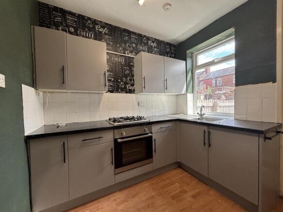 2 bed Terraced for sale Image 12