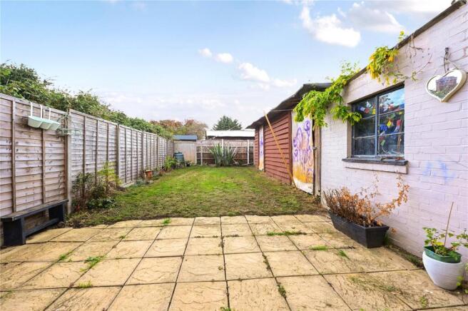 Hensworth Road, Ashford, Surrey, TW15 photo 3
