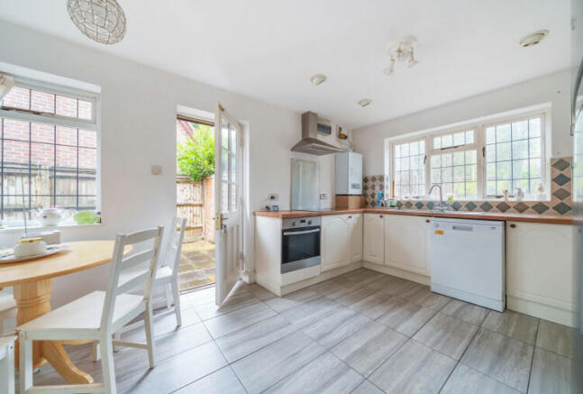 Kitchen/Dining Rm