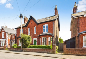 20, Arthur Road, Horsham RH13 5BQ