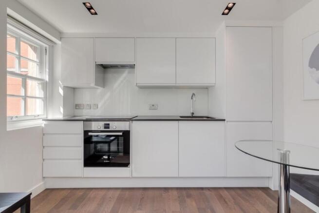 KITCHEN 1.jpg