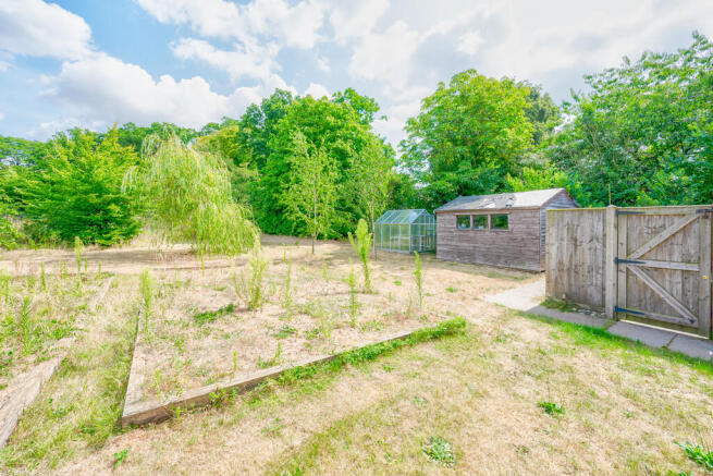 Pine Tree Close, Holton, Halesworth photo 4
