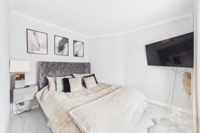 Oakwood Avenue, Wakefield, West Yorkshire, WF2 photo 4