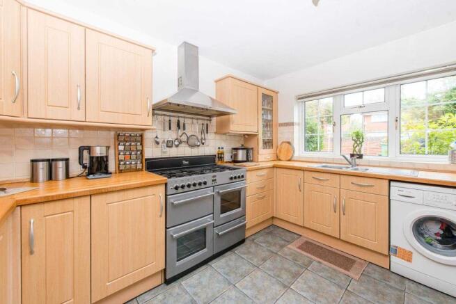 Heath Road, Langley, Maidstone, Kent, ME17 3JX