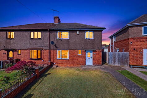 Wrangbrook Road, Upton, Pontefract, WF9 1EG