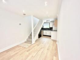 2c, Barrington Road, Manor Park, London E12 6JH