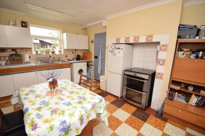 Kitchen 1