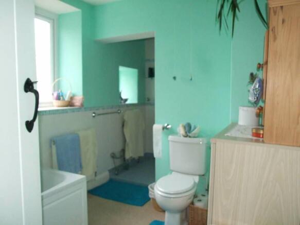Photo 8