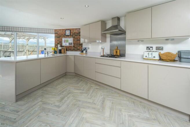 Barnwell Mews, Newfield, DH2 photo 4