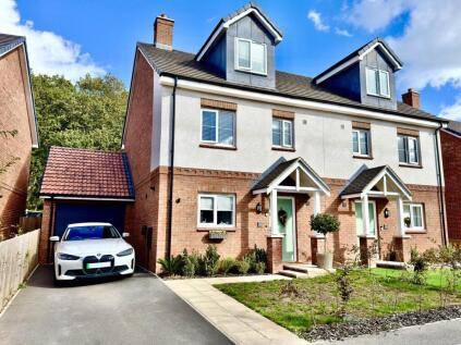 Fieldfare Crescent, Exmouth