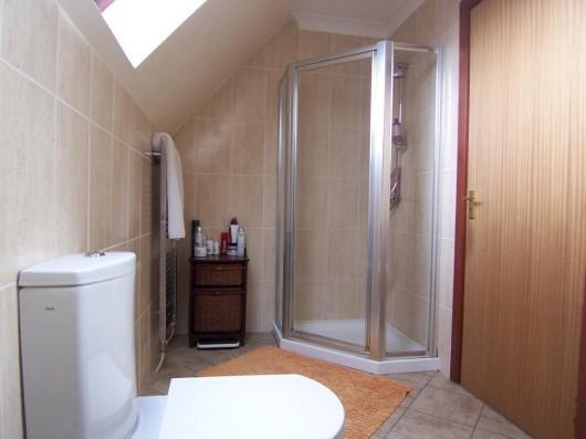 En-Suite Bathroom