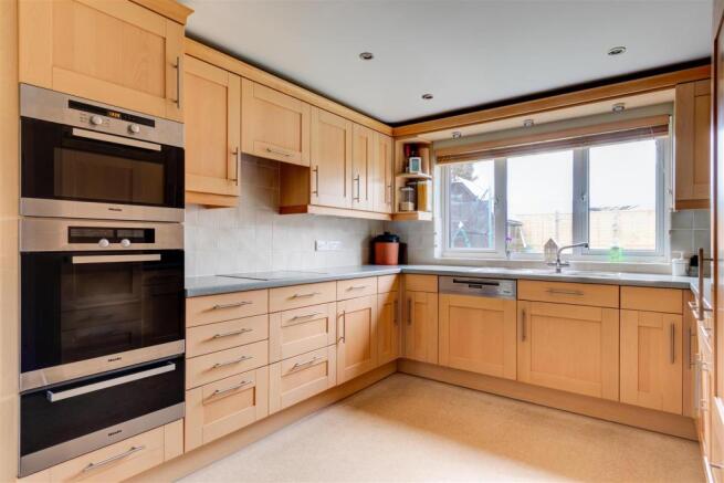 Kitchen.jpg