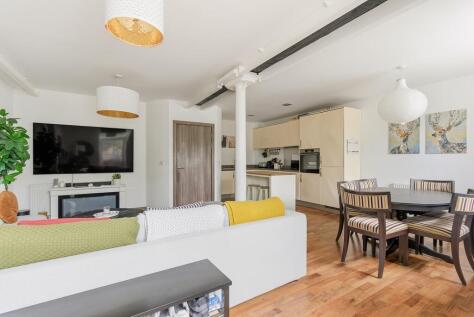 Kings Mill Way, Denham, UB9